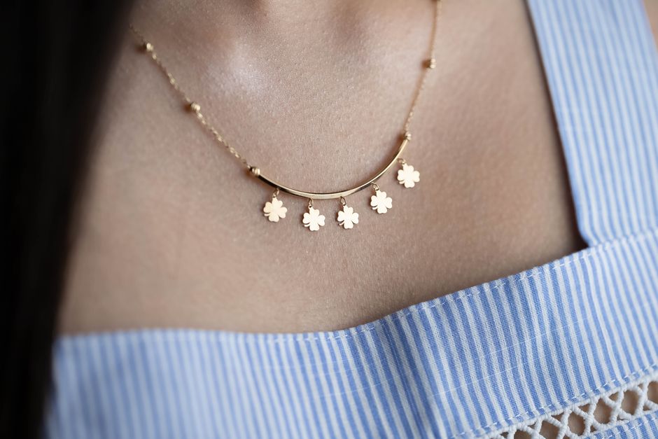 Les bijoux qu’on garde tout le temps : bonne idée ?