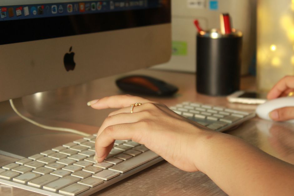 Bague au travail : comment éviter de l’abîmer
